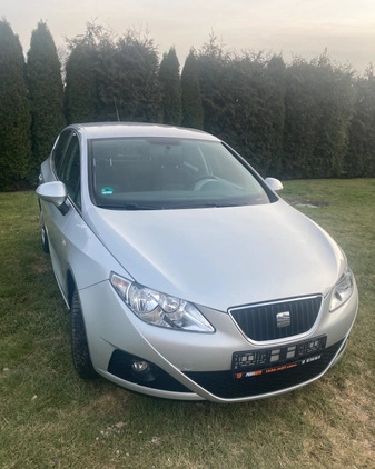 Seat Ibiza cena 19900 przebieg: 164000, rok produkcji 2011 z Złotów małe 106